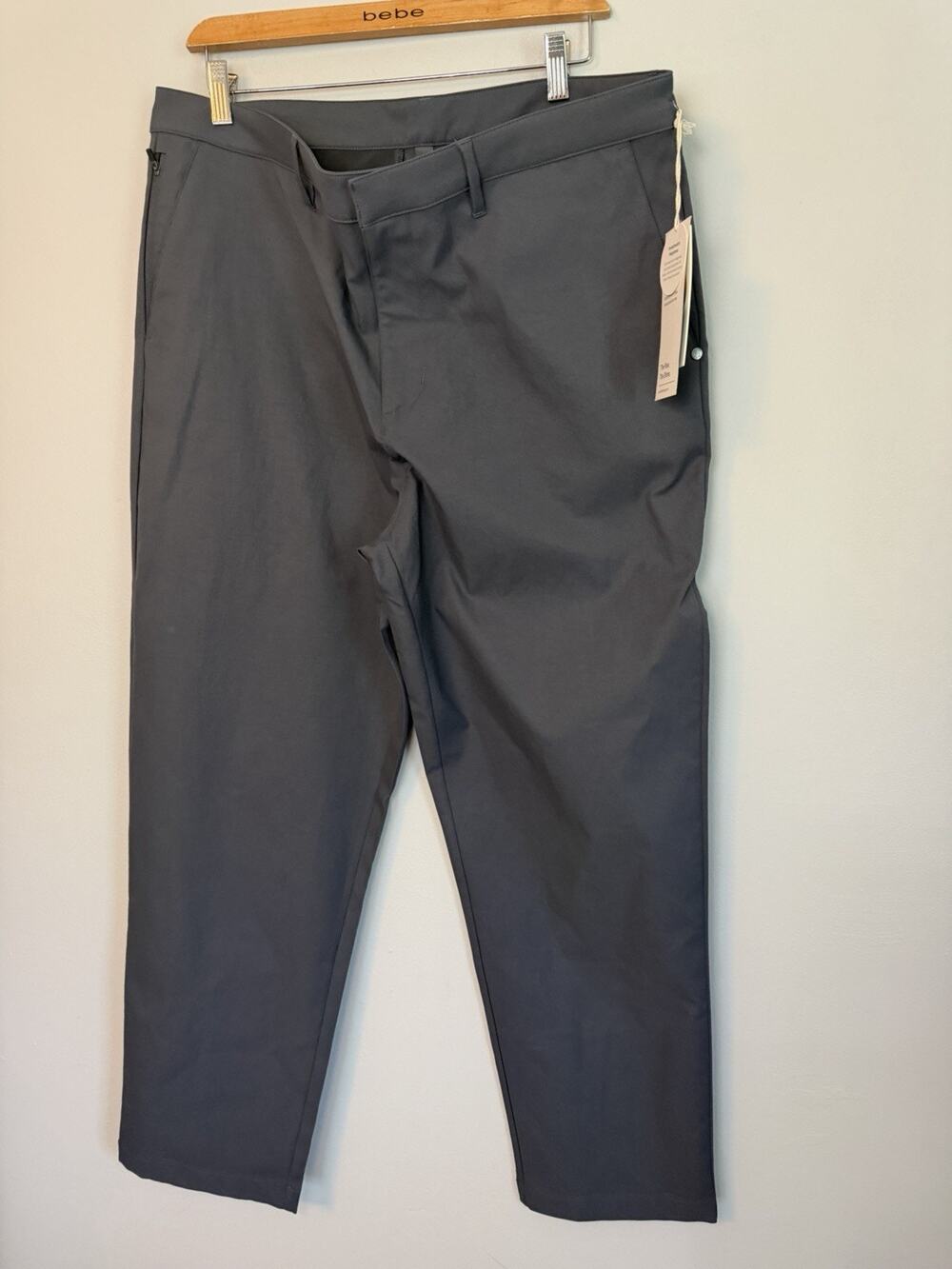 Vuori Cascade Crinkle Pant Relaxed Charcoal Men's Sz 36 NWT